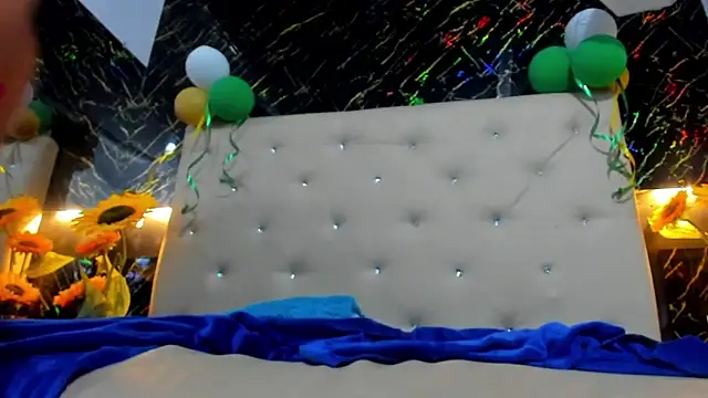 Alexa Smith   online show from March 15, 2025, 9:30 am