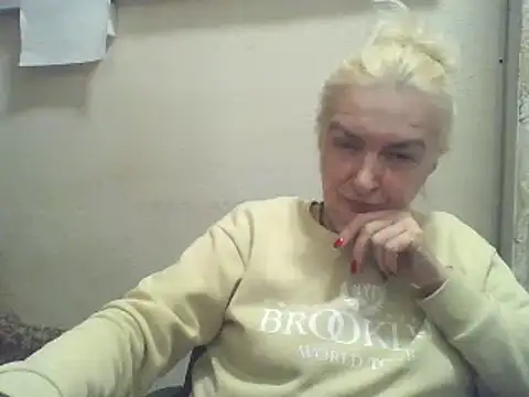 Meri798 online show from November 24, 2025, 7:14 pm