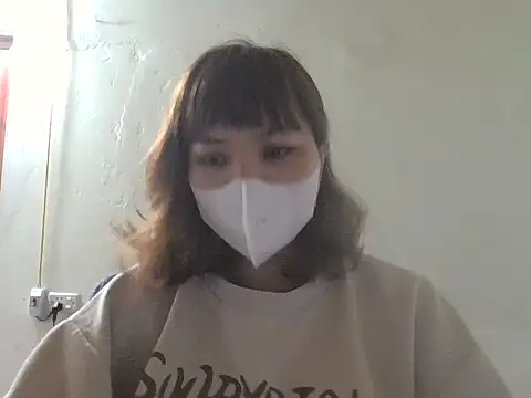 Snapshot of Angela-Eira chatting on February 1, 2026, 12:42 am Angela-Eira online show from February 1, 2026, 12:42 am