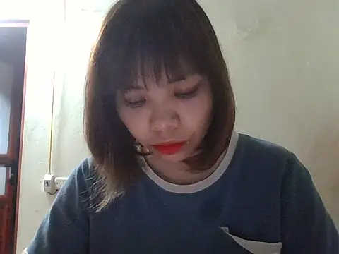 Angela-Eira online show from October 20, 2025, 8:20 pm