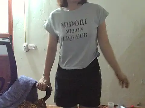 Angela-Eira online show from October 28, 2025, 9:25 pm