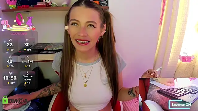 Snapshot of sweetlittlelisa chatting on September 30, 2025, 4:13 pm sweetlittlelisa online show from September 30, 2025, 4:13 pm