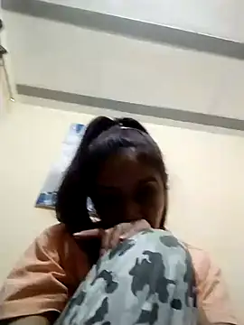 Snapshot of Dakary_hot chatting on January 14, 2025, 6:56 am Dakary hot online show from January 14, 2025, 6:56 am