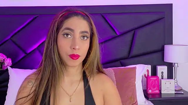 SophieCarther online show from December 3, 2025, 12:37 pm