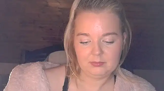 Snapshot of Jessica69G chatting on January 16, 2025, 9:40 pm Jessica69G online show from January 16, 2025, 9:40 pm