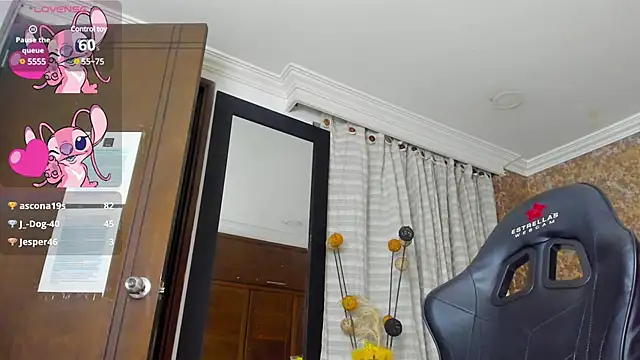 Snapshot of stella_xue chatting on February 26, 2025, 2:08 am stella xue online show from February 26, 2025, 2:08 am