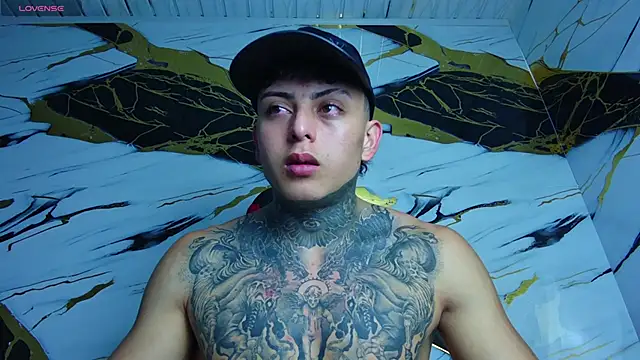 Kevin22 222 online show from March 2, 2025, 10:13 pm