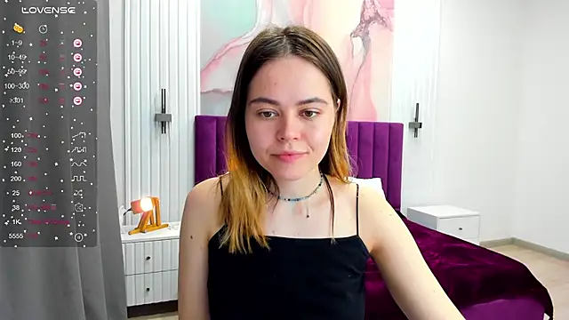 Kelly Cuutie online show from March 22, 2025, 5:17 am