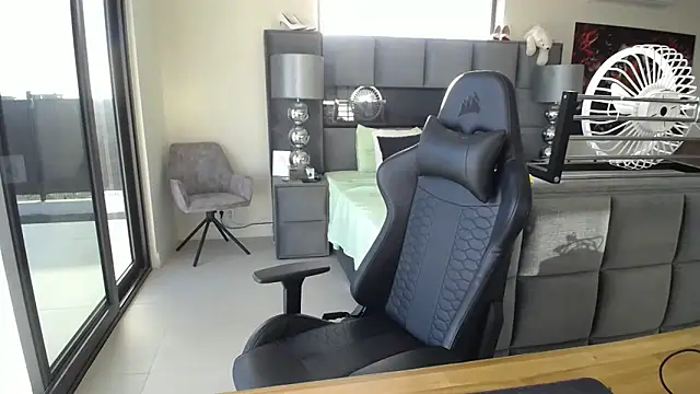 Wendysexyx online show from December 20, 2025, 11:57 am