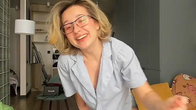 Snapshot of Lilith_lutherlow chatting on March 26, 2026, 12:14 pm Lilith lutherlow online show from March 26, 2026, 12:14 pm