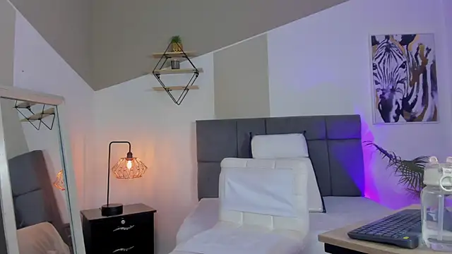 manely1 online show from February 18, 2025, 12:28 pm