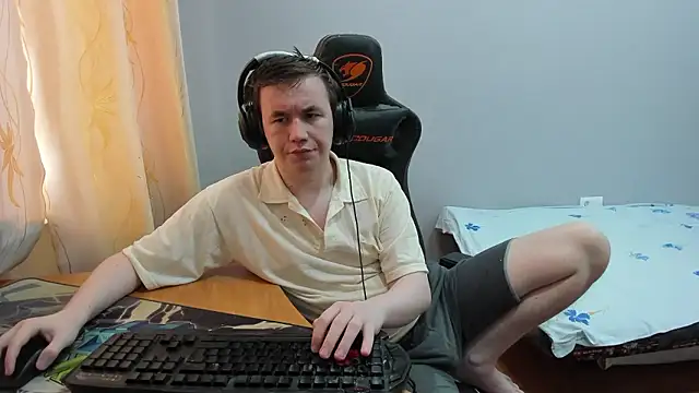 Snapshot of iliaskrislove chatting on January 12, 2026, 10:22 am iliaskrislove online show from January 12, 2026, 10:22 am