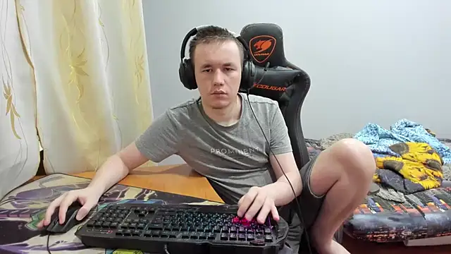 Snapshot of iliaskrislove chatting on October 28, 2025, 10:52 pm iliaskrislove online show from October 28, 2025, 10:52 pm