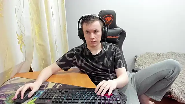 Snapshot of iliaskrislove chatting on November 9, 2025, 12:14 am iliaskrislove online show from November 9, 2025, 12:14 am