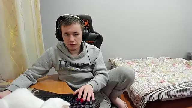 Snapshot of iliaskrislove chatting on November 30, 2025, 1:34 pm iliaskrislove online show from November 30, 2025, 1:34 pm