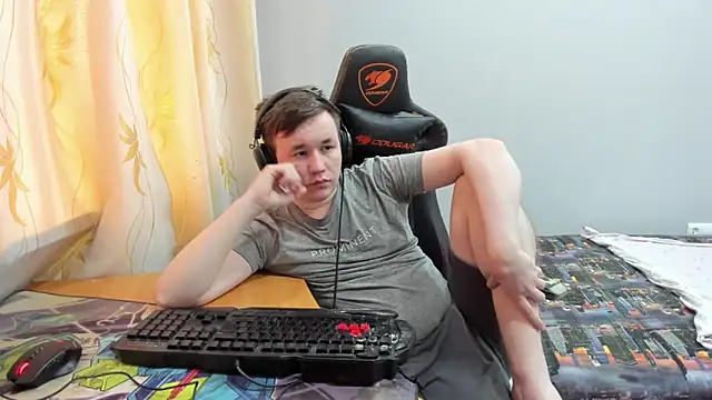 iliaskrislove online show from May 15, 2026, 11:58 pm