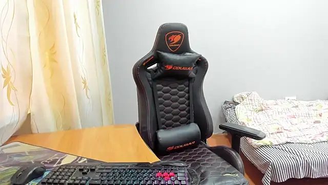 Snapshot of iliaskrislove chatting on November 22, 2025, 7:51 am iliaskrislove online show from November 22, 2025, 7:51 am