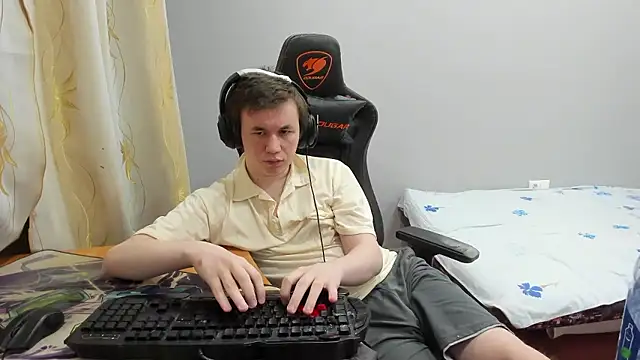 Snapshot of iliaskrislove chatting on January 10, 2026, 12:39 am iliaskrislove online show from January 10, 2026, 12:39 am