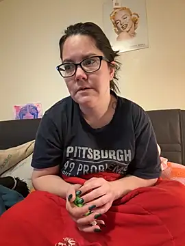 FreakNastyLacie online show from November 28, 2025, 3:45 pm