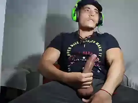 SeanToro online show from October 12, 2025, 1:40 am