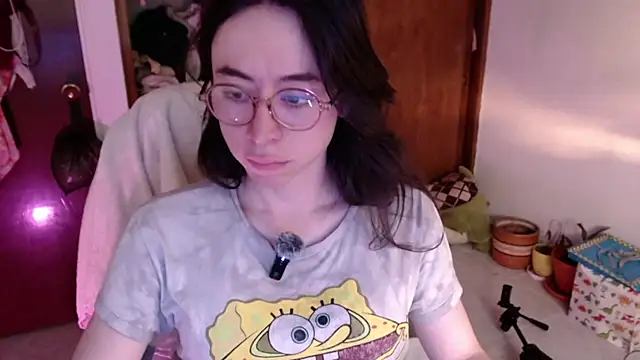 emily pearl  online show from October 20, 2025, 9:59 pm