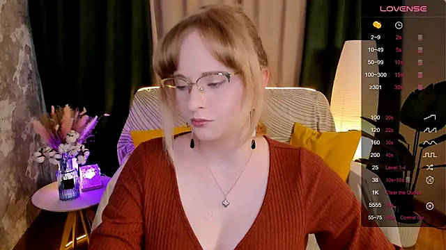 Aemilia  online show from March 20, 2026, 8:37 am