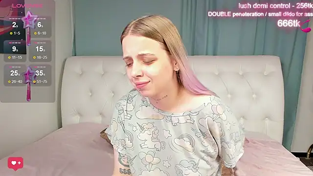 Alice Halle online show from October 16, 2025, 11:51 am