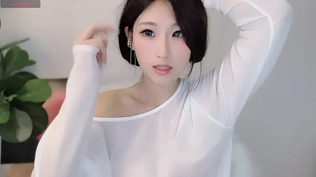 Chu-Chu-99 online show from December 6, 2024, 2:40 am