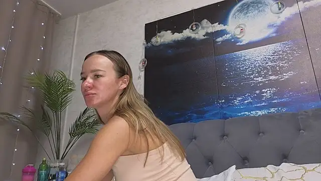 Strip-Lady online show from July 24, 2026, 2:57 pm