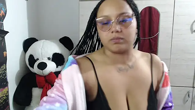 SWEETT CORY online show from April 11, 2026, 3:03 am