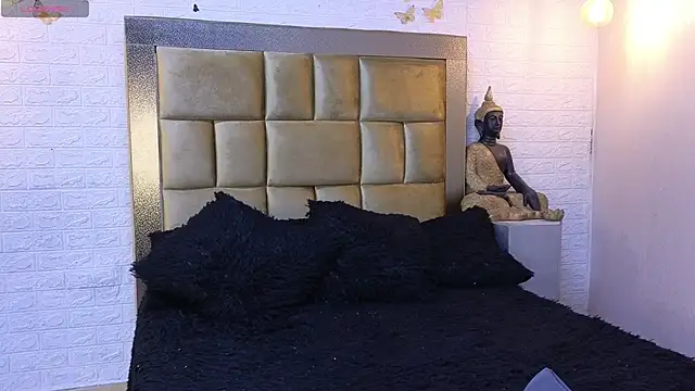 ximenawilliamss online show from October 16, 2025, 9:01 pm