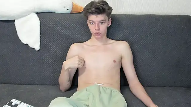 Liam sexy1 online show from November 28, 2025, 2:17 pm