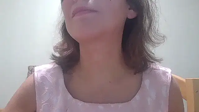 HollyJewel online show from October 30, 2025, 4:59 pm