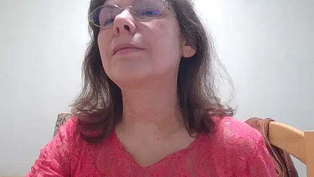 Snapshot of HollyJewel chatting on February 23, 2026, 1:23 pm HollyJewel online show from February 23, 2026, 1:23 pm