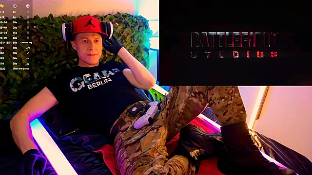 Fuc71 online show from October 10, 2025, 3:02 pm