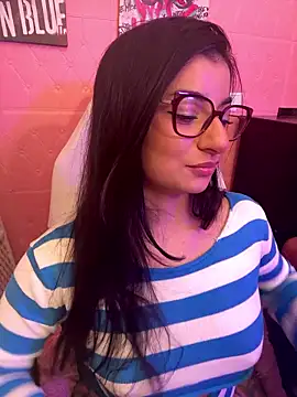 Snapshot of ZoeZayd chatting on January 12, 2026, 9:09 pm ZoeZayd online show from January 12, 2026, 9:09 pm