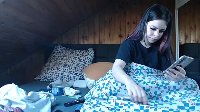 BoeseMoni1998 online show from March 1, 2026, 6:46 am