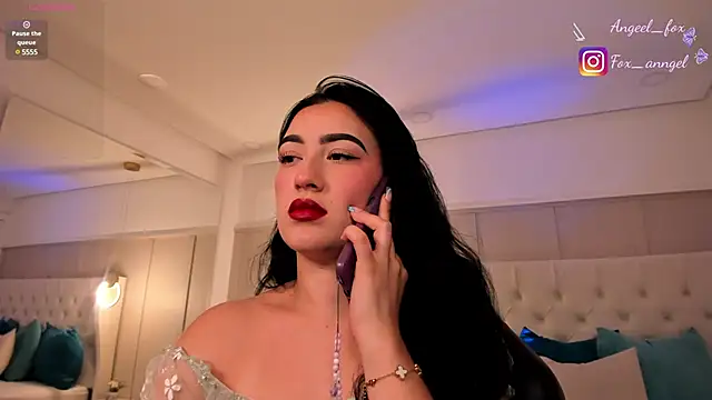 Snapshot of angeel_fox chatting on February 20, 2025, 5:20 pm angeel fox online show from February 20, 2025, 5:20 pm