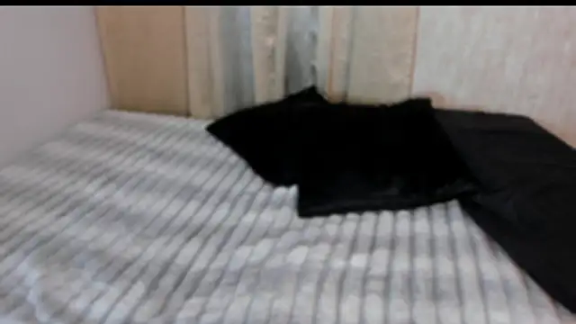 Snapshot of Cleopatra_Fit chatting on February 9, 2025, 2:40 pm Cleopatra Fit online show from February 9, 2025, 2:40 pm