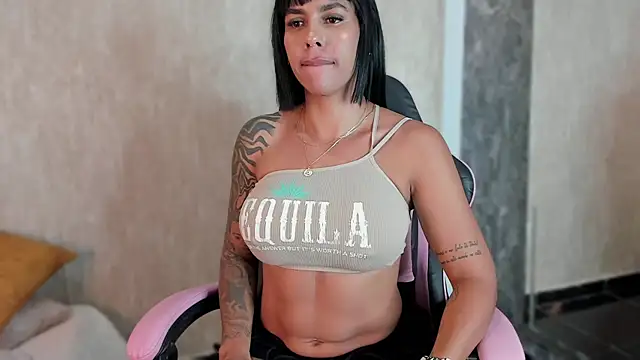 Snapshot of Cleopatra_Fit chatting on March 2, 2025, 2:25 pm Cleopatra Fit online show from March 2, 2025, 2:25 pm