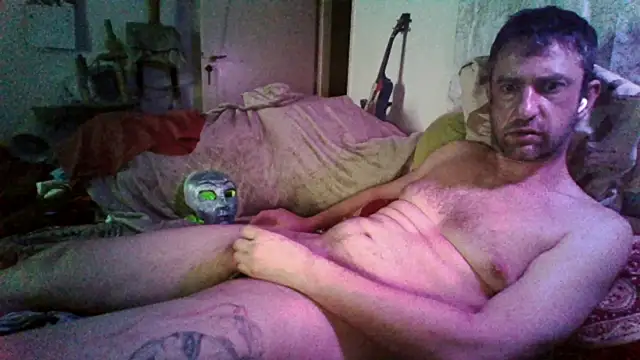 foxikx69 online show from January 8, 2026, 9:32 pm