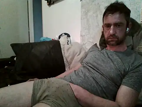 foxikx69 online show from January 13, 2026, 2:54 pm