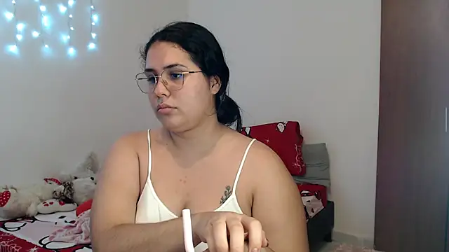 Snapshot of zaritagape21 chatting on October 26, 2025, 2:01 am zaritagape21 online show from October 26, 2025, 2:01 am