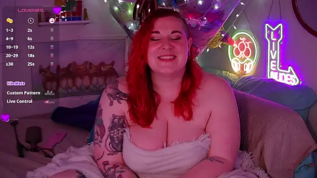 Snapshot of opalreigning chatting on September 14, 2025, 7:42 am opalreigning online show from September 14, 2025, 7:42 am