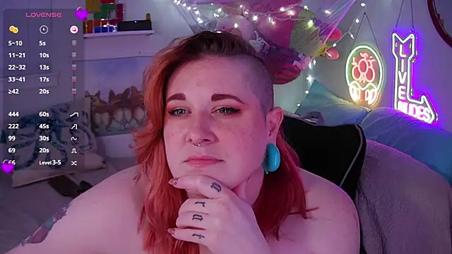 Snapshot of opalreigning chatting on January 3, 2025, 11:56 am opalreigning online show from January 3, 2025, 11:56 am