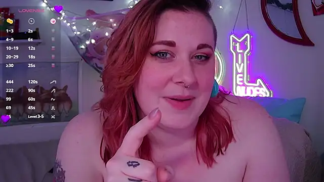 Snapshot of opalreigning chatting on February 7, 2025, 12:17 pm opalreigning online show from February 7, 2025, 12:17 pm