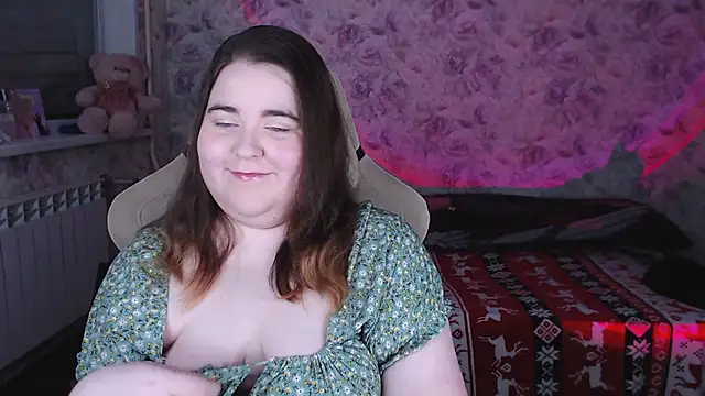 Estelle Hicks online show from February 22, 2026, 6:42 pm