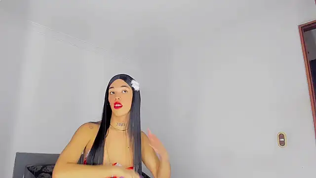 Snapshot of LittleEmmaa chatting on March 10, 2025, 5:33 am LittleEmmaa online show from March 10, 2025, 5:33 am