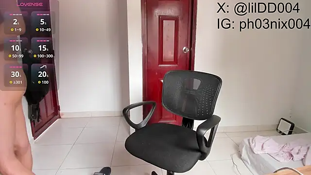 Danni boy online show from April 28, 2026, 8:24 pm