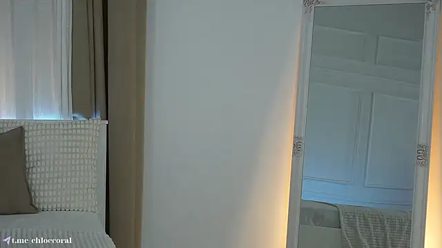 Snapshot of ChloeCoral chatting on February 25, 2025, 7:27 pm ChloeCoral online show from February 25, 2025, 7:27 pm